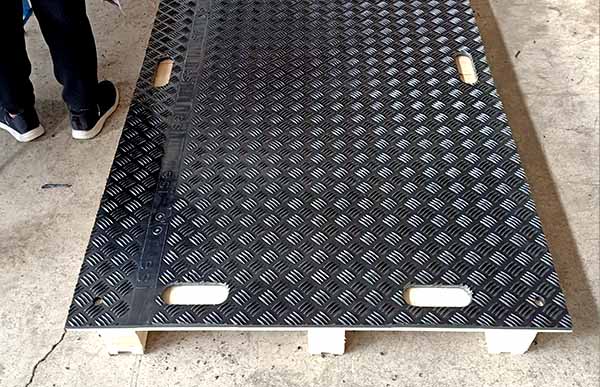 A Priori Source Product Geogrid HDPE Slope Protection and Pavement